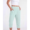 image:image3 Pack Womens Ribbed Capri Joggers Cropped Sweatpants Capris with PocketsSet 2